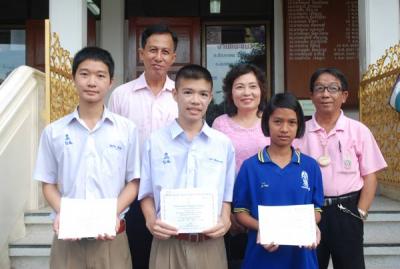 �����ա�