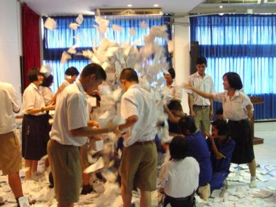 ������...