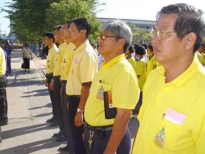 �����Ը�