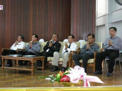 ���º�����