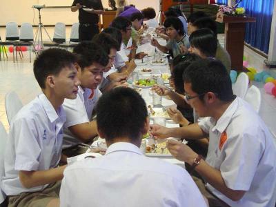 AV31 �����չ�ѹ�������