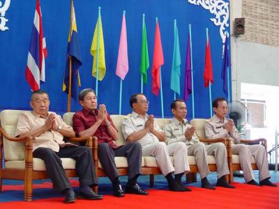 ���᷹�س���