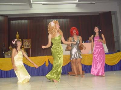 ��͹����