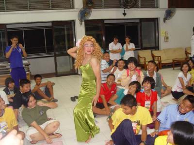 ����ʴ�����ͺ���