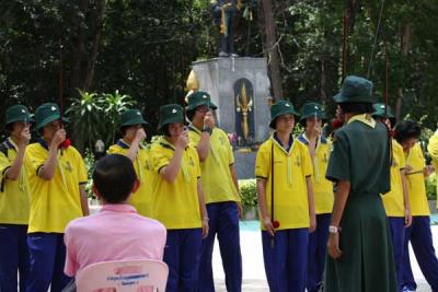 �֡������