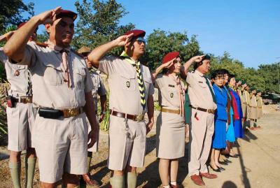 ��.�����