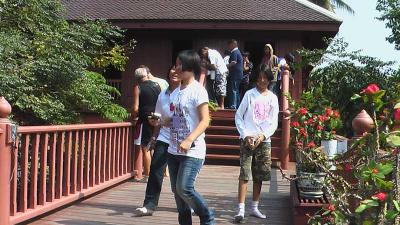 ������ͧ