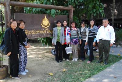 ���ԾԸ�ѳ��˹ѧ�˭�