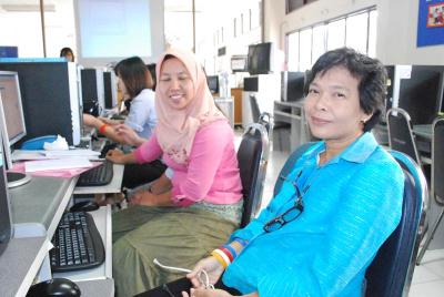 �Ͷ������