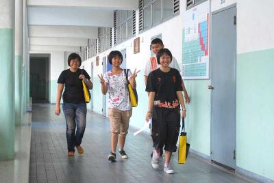 �ҷѹ���Ҿʹ�