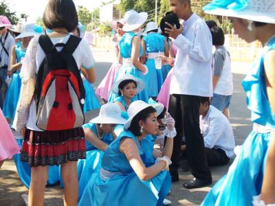 �˹���¹ѡ�ѡ��͹..