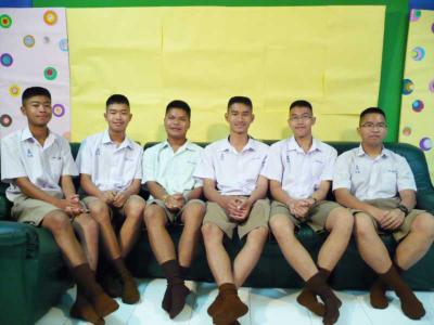 ����١���������ѭ �.����